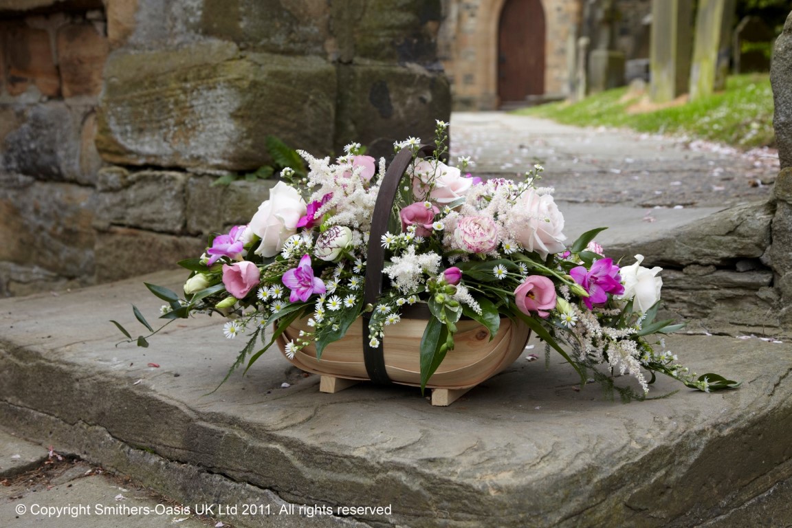 F004A Traditional Basket