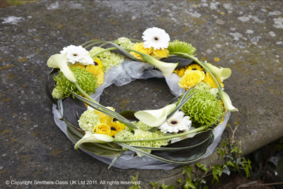 F003D Modern Wreath