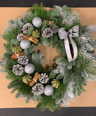 Snowy Silver Wreath
