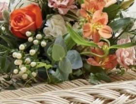 Natural Mixed Posy CoOp
